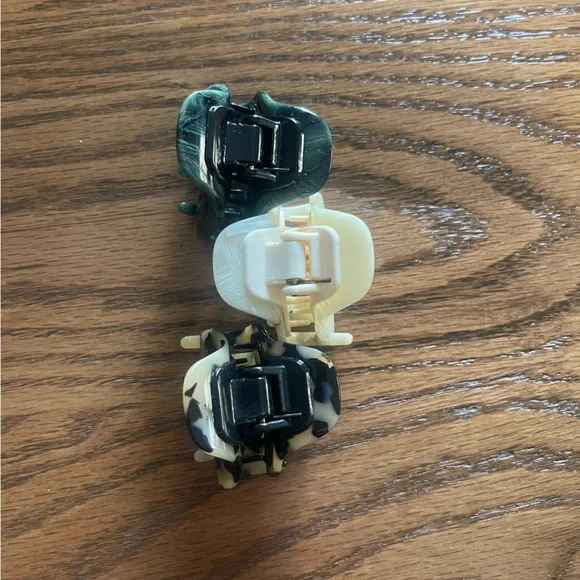 Crown Affair Clips Hair Accessories Claws Lot of 3 / 1 each colorway - Picture 3 of 4